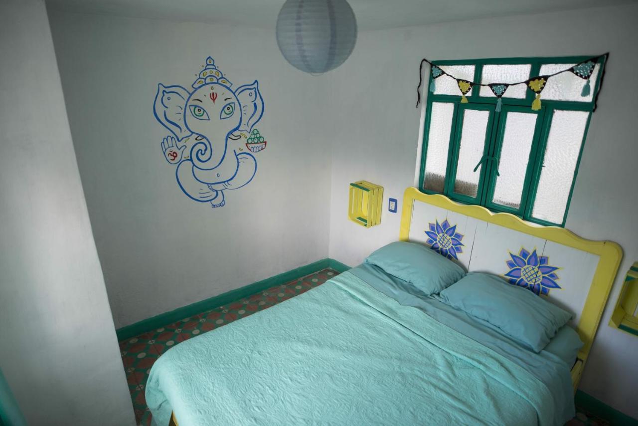 San Cristóbal de Las Casas Hostal La Isla المظهر الخارجي الصورة